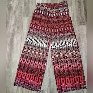 Sharagano Women's Vibrant Red and Black Wide Leg Pants
